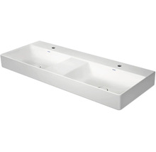Lavabo double Duravit en céramique sanitaire de forme rectangulaire avec deux trous de robinetterie.