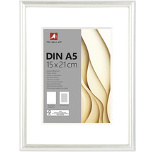 Weißer Kunststoffrahmen DIN A5 15 mal 21 Zentimeter inklusive Passepartout.
