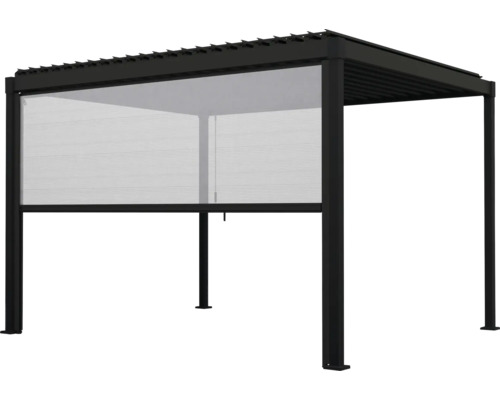 Schwarze Aluminium-Pergola mit Lamellendach und ausziehbarem Seitenrollo für Sicht- und Sonnenschutz.