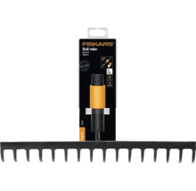 Fiskars QuikFit Bodenrechen mit 16 Zinken und 40 Zentimeter Breite für Gartenarbeiten.
