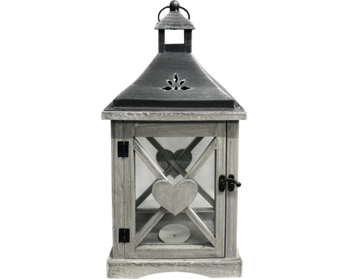 Laterne aus Holz und Metall mit Glaseinsätzen, hölzerner Herzverzierung und Tragegriff, Grau und Weiss gewaschen.
