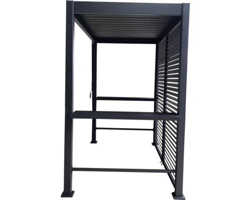 Grill-Pavillon aus Metall mit Lamellendach, einer Seitenwand mit Lamellen und zwei Ablagen.