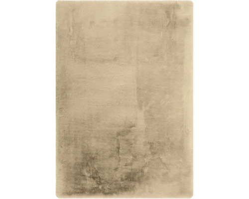 Rechteckiger Hochflor-Teppich mit weicher Kunstfell-Textur.