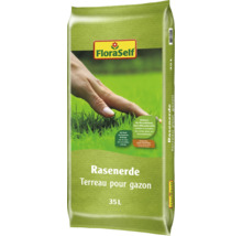 Sac de terreau pour gazon FloraSelf de 35 litres avec une illustration d'une main touchant de l'herbe verte.