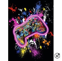 Fototapete mit einem bunt gestalteten Gaming-Controller im Graffiti-Stil, umgeben von einem leuchtenden Neon-Rahmen und Farbspritzern. (Image AI modified or generated)