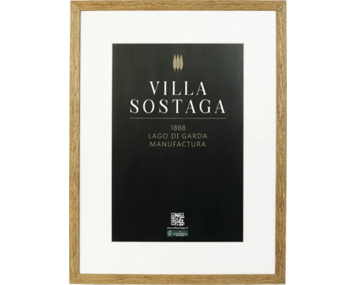 Bilderrahmen mit Holzoptik Rahmen und Passepartout sowie eingesetztem Werbeplakat Villa Sostaga.