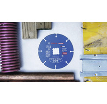 Disque à tronçonner Bosch Expert Multi Material avec fixation X-LOCK, diamètre 125 millimètres, adapté à divers matériaux