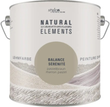 Un pot de peinture à l'argile Style Color Natural Elements, teinte Balance Serénité, un brun pastel.