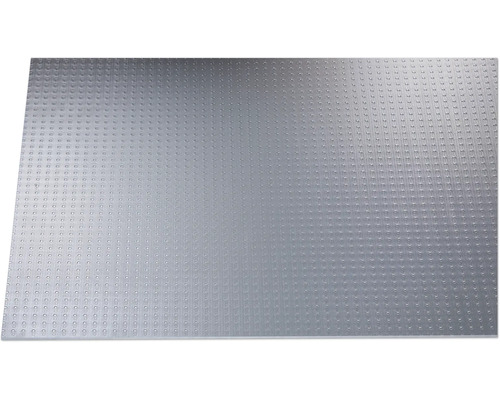 Plaque en plastique structurée avec surface à picots pour une utilisation polyvalente comme plaque de construction ou plaque de protection.