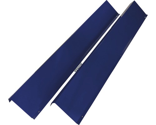 Deux angles de gouttière en métal