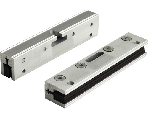 Zwei Führungsschienen aus Aluminium mit Befestigungslöchern und Gummieinsätzen