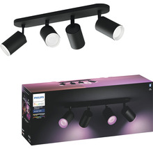 Philips Hue White and Color Ambiance LED-Spotleuchte mit vier Strahlern und Produktverpackung