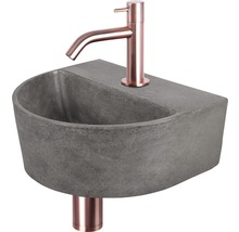 Vasque en béton avec robinet