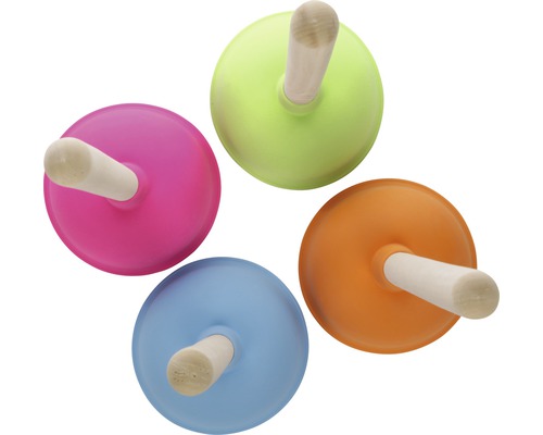 Vier Spielzeug-Kreisel aus Kunststoff und Holz