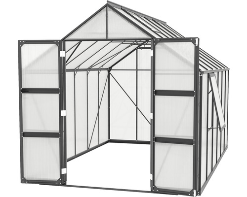 Serre ouverte avec fenêtres et portes