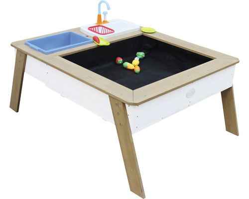 Kinderspielküche mit Waschbecken und Spielzeug auf einem Tisch