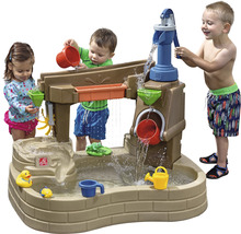 Aire de jeux pour enfants avec pompe à eau, roue à eau, toboggan et bassin de récupération