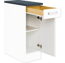 Küchenunterschrank mit Schublade, Regalböden und geöffneter Tür