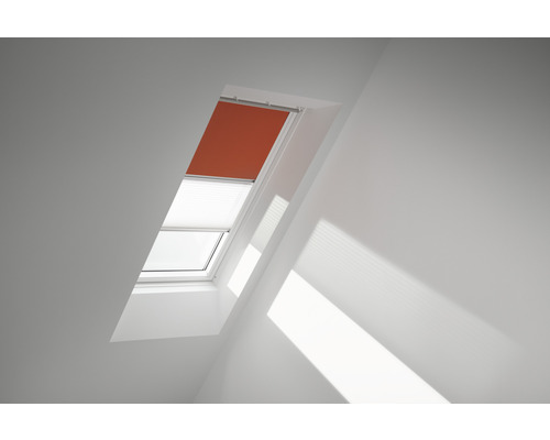 Kit éco Velux store occultant orange uni et store plissé blanc à commande manuelle cadre blanc DFD PK08 4564SWL