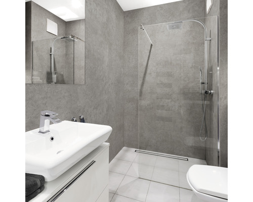 Salle de bain moderne avec lavabo, douche et toilettes