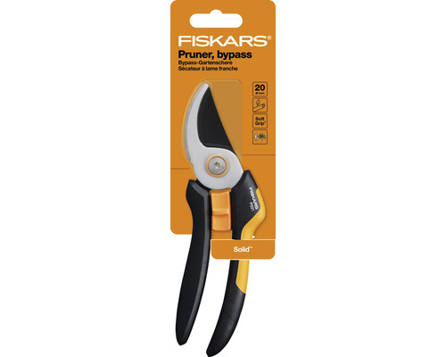 Fiskars Bypass Gartenschere auf Verpackung