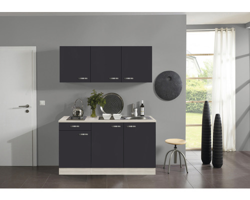 Kompakte Küchenzeile mit Unterschränken, Spüle und Hängeschränken in modernem Design