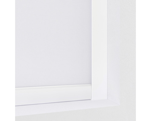 Detailansicht eines weißen Fensterrahmens