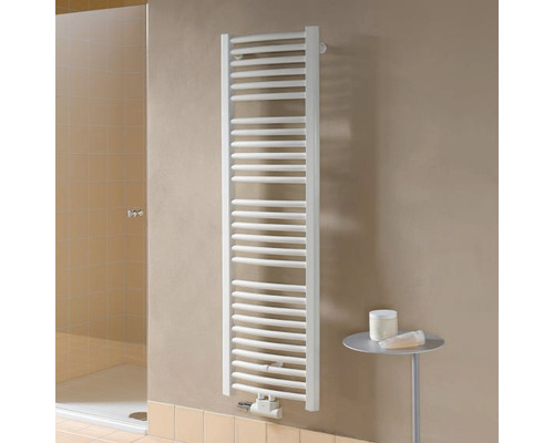 Radiateur design KERMI Basic-50 R 1770 x 599 mm avec tubes coudés blanc avec raccordement au centre ER01M1800602XXK