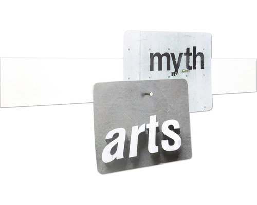 Panneaux avec les inscriptions Mythe et Art