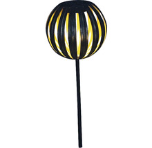 Dekorative Gartenleuchte mit kugelförmigem Lampenschirm und Erdspieß.