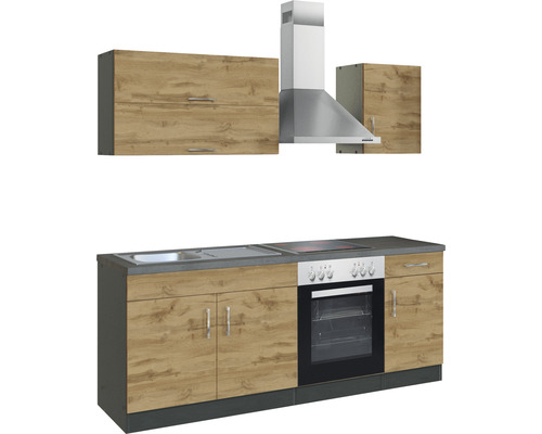 Cuisine complète avec évier, plaque de cuisson, four, hotte aspirante et armoires