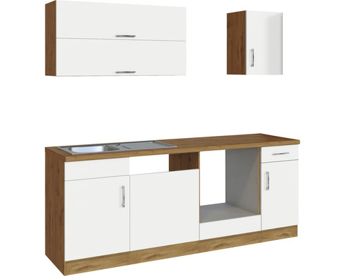 Cuisine équipée avec évier et meubles hauts et bas