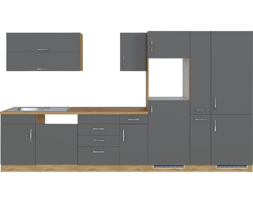 Cuisine avec évier, tiroirs et armoires