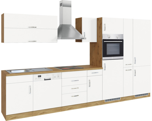 Cuisine complète avec évier, lave-vaisselle, cuisinière, hotte aspirante et four en blanc et aspect bois