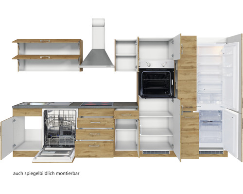 Cuisine équipée avec évier, lave-vaisselle, cuisinière, four, hotte aspirante et réfrigérateur
