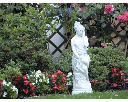 Sculpture de jardin en pierre Kassandra h 61 cm