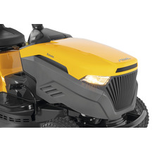Vue détaillée d''un tracteur de pelouse jaune avec phares