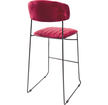 Chaise rembourrée avec structure en métal