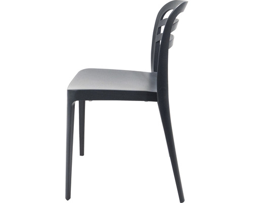 Chaise en plastique, vue latérale