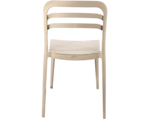 Chaise de jardin en plastique, vue arrière