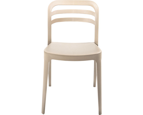 Chaise avec dossier et quatre pieds