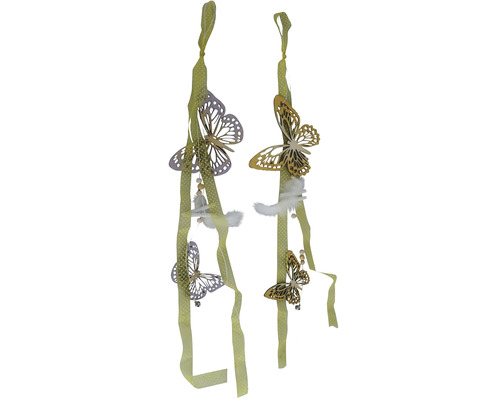 Deux pendentifs décoratifs avec des papillons et des rubans