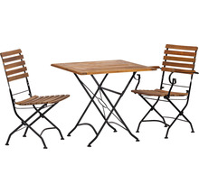 Table de jardin carrée avec deux chaises en bois et métal