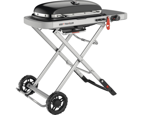 Weber Traveler Gasgrill mit klappbarem Gestell und Rädern.