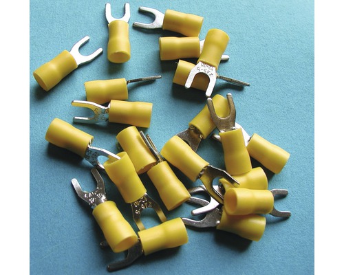 Mehrere Kabelschuhe mit Gabelform und Isolierung