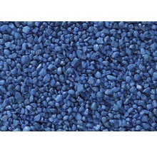 Gros plan de gravillons décoratifs bleus