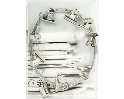 Cadre photo avec pinces sur une corde