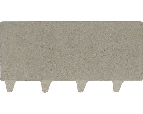 Bordure de gazon en béton avec ancrages au sol