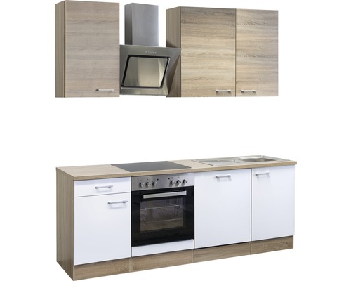 Cuisine équipée avec éléments hauts, hotte aspirante, évier et cuisinière électrique