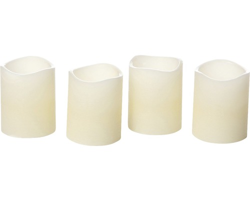 Vier LED-Kerzen aus Wachs